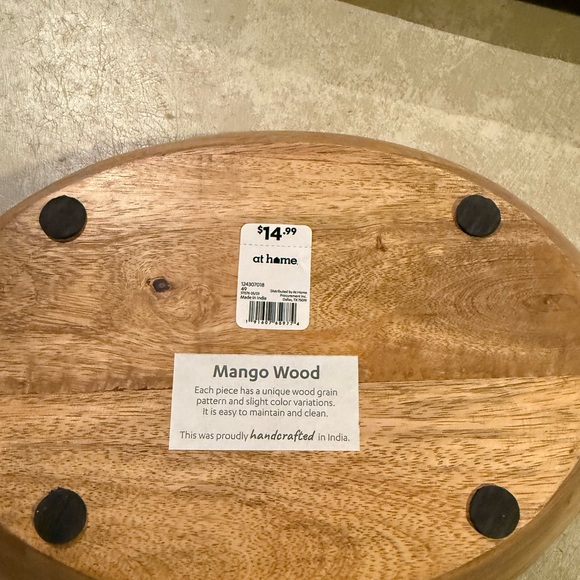 Rustic Wooden Serving Bowl - Picture 4 of 4